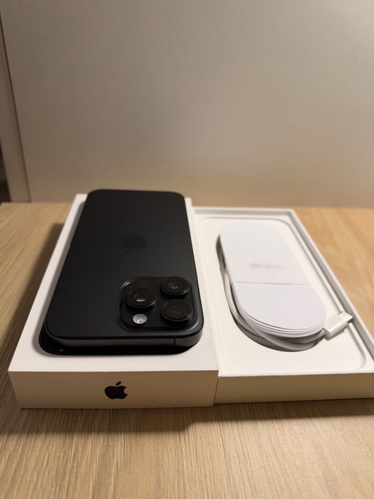 Iphone 16 Pro Max Black Titanium