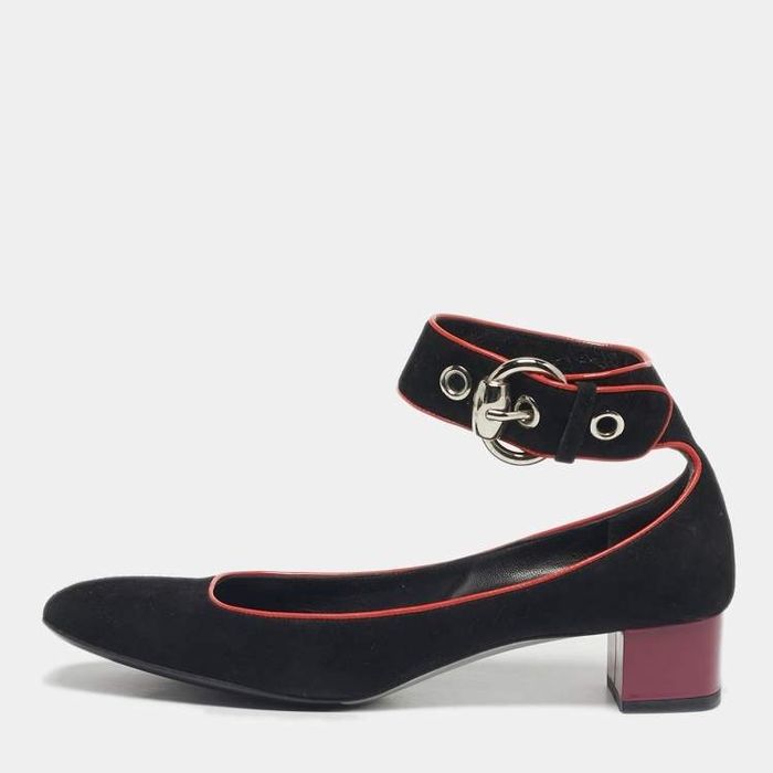 Обувки Gucci с каишка около глезена