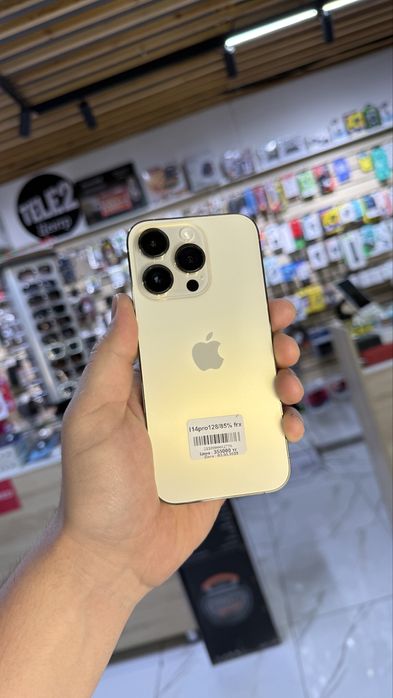 БУ Айфон iphone 13 15pro 14pro 16/15