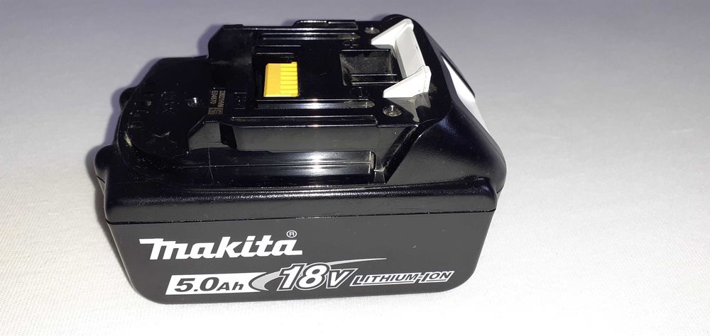 Makita 458+akku 5,Ah+incarcator Makita