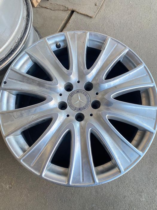 Продам диски оригинал на Мерседес