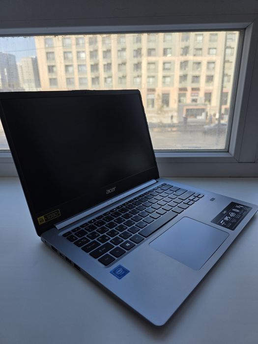 Продам шустрый ноутбук Acer