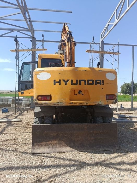 Ekskavator Hyundai 1400