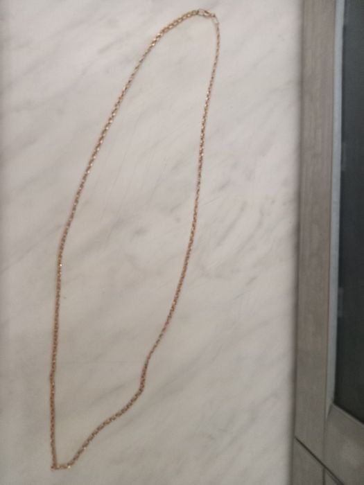 Продам золотую цепочку