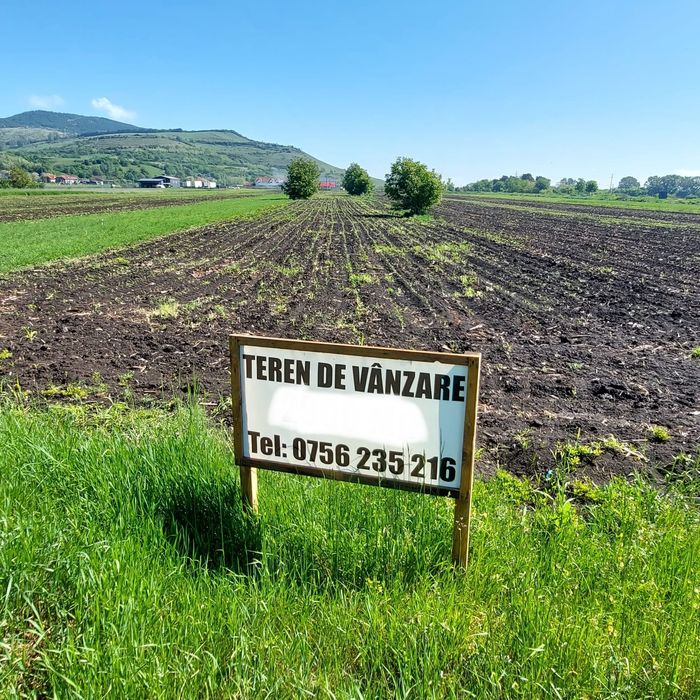 Teren intravilan construibil drum principal Mirăslău