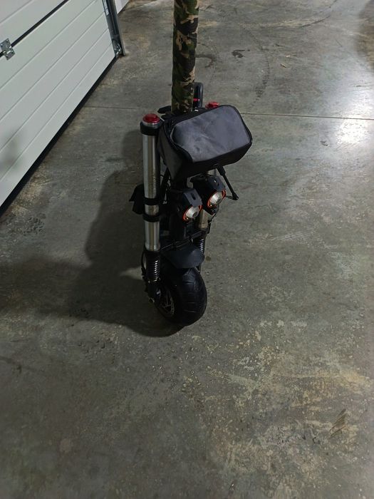 Trotineta electrică BOYUEDA S3-11