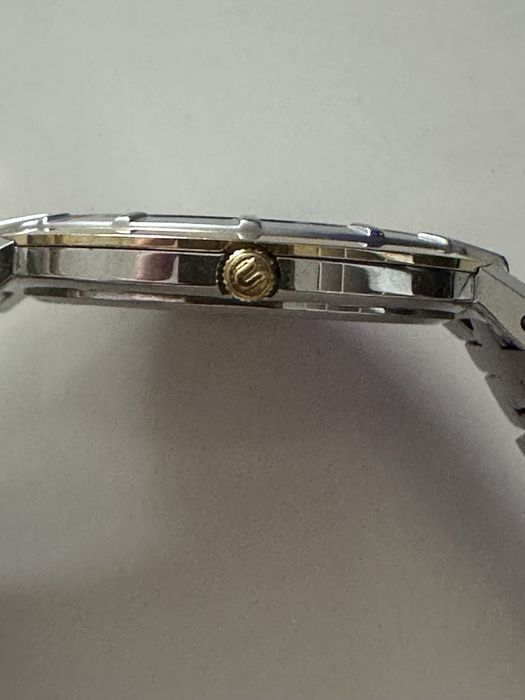 Universal geneve quartz ref.655.001