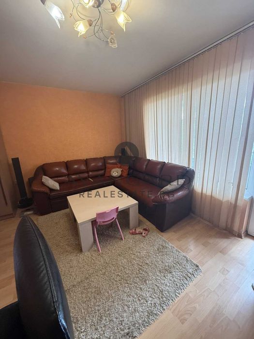 Продава се Тристаен апартамент в Пловдив, Христо Смирненски - 86 кв.м за 2254 €/кв.м - Снимка #2