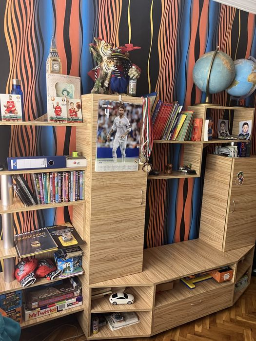 Обзавеждане за детска стая в перфектно състояние