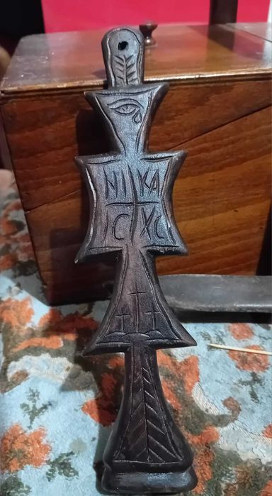 Pristolnic vintage deosebit