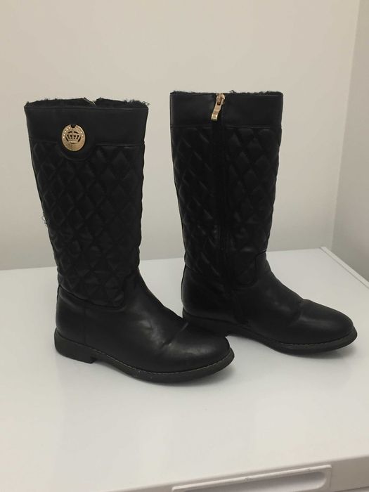 продам одежду на девочку