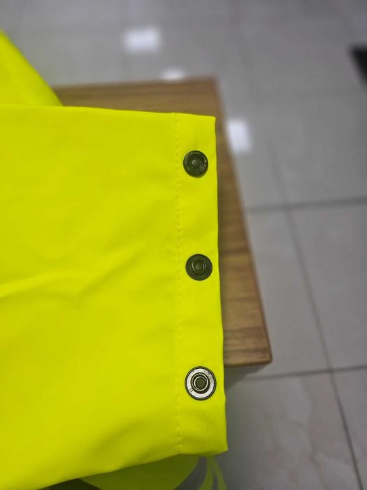 Helly Hansen Водоустойчиво работно облекло с висока видимост