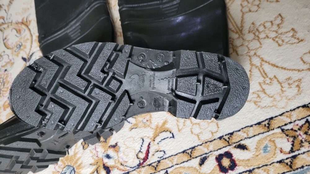 Резиновый сапоги