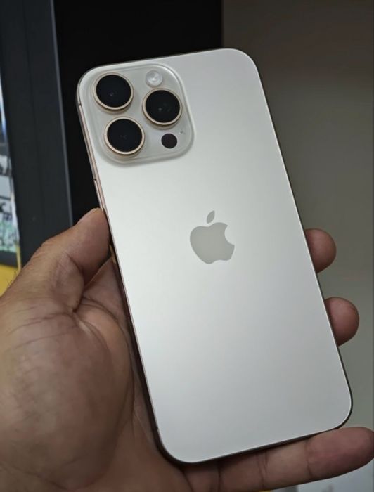 Vand iphone 16 Pro Max 256gb