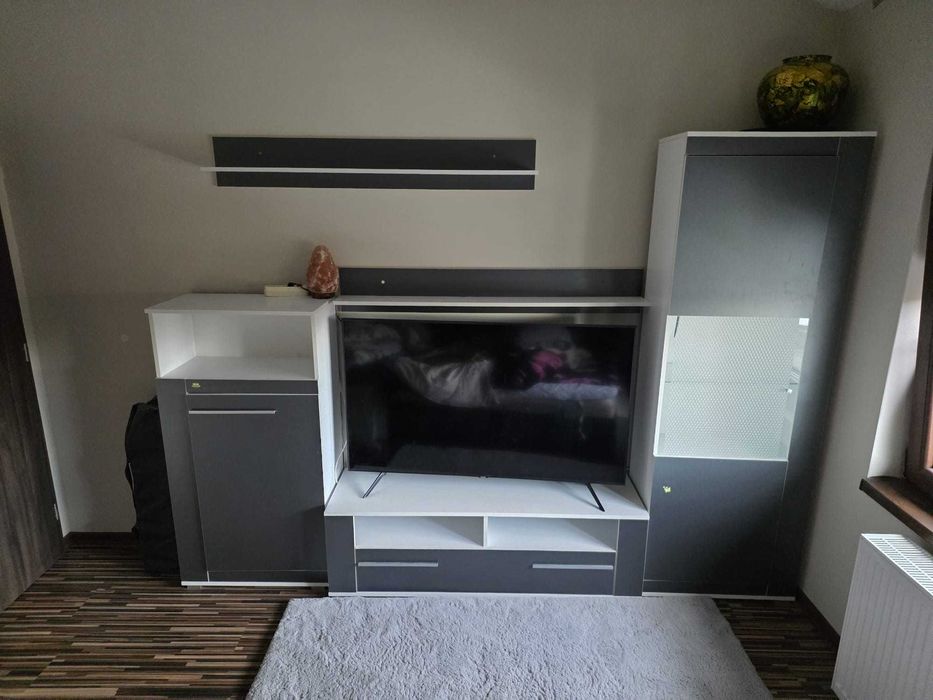 Mobila de living / dormitor