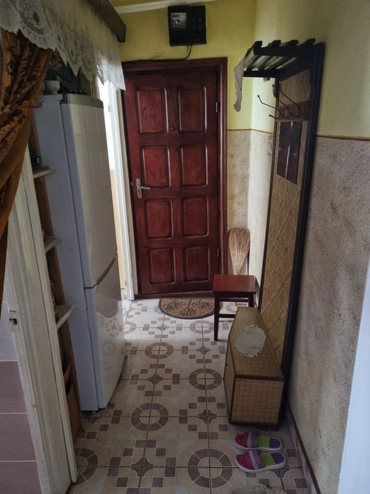 Vând apartament 2 camere nedecomandat 40 mp etaj 2/4 in Dorohoi cartier Plevna aleea Marului
