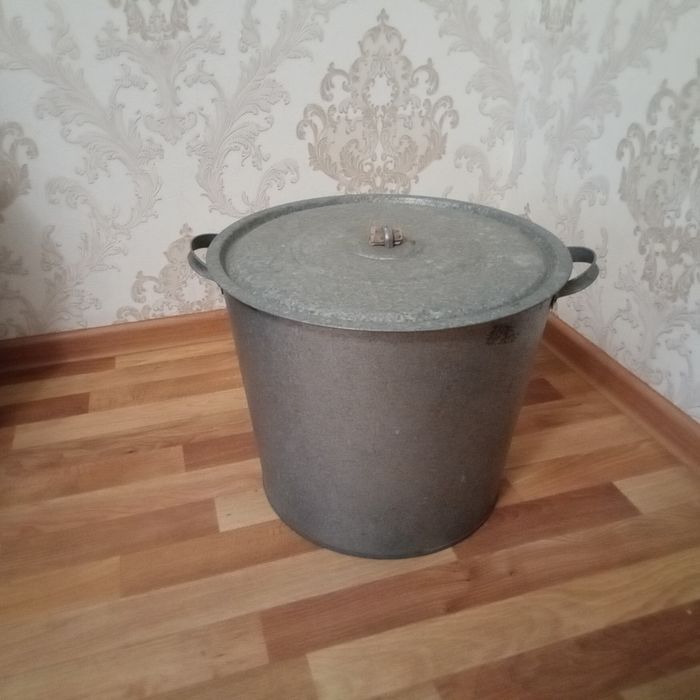 Продам выварку,бак,ёмкость,советского производства