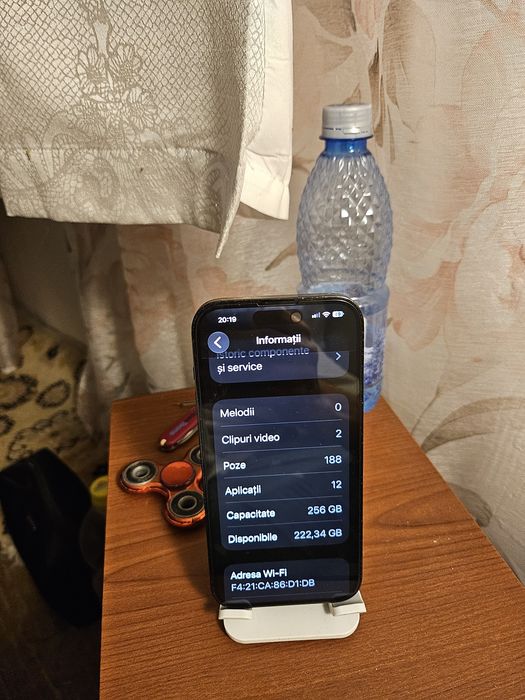 Vând iPhone 14 pro neverlock de 256 gb