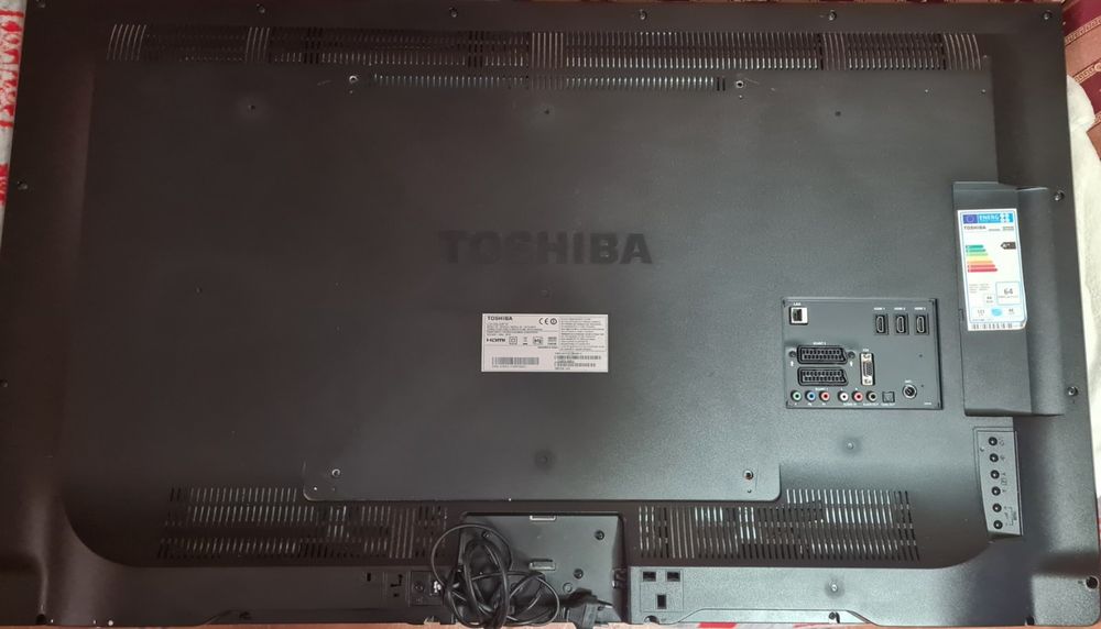 Телевизор TOSHIBA 121 sm  48 inhc