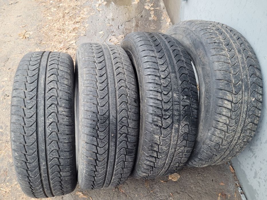 Комплект резины R16.