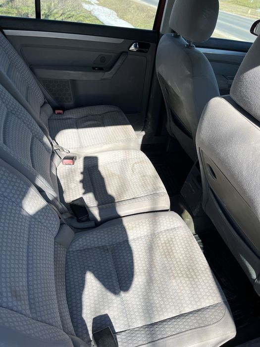 Vand sau Schimb- Negociabil