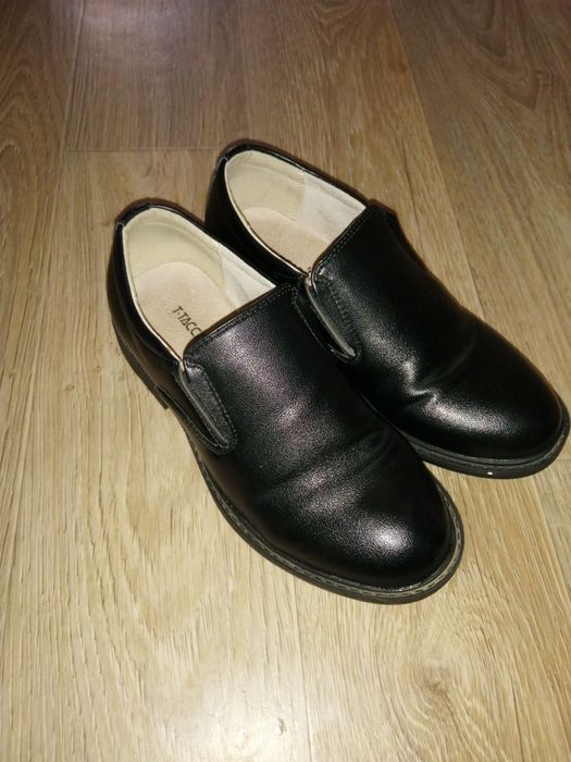 Туфли на мальчика 31 размер. Новые