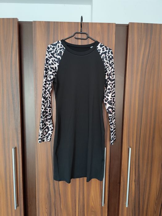 Нови рокли, размер С, 5€ за брой