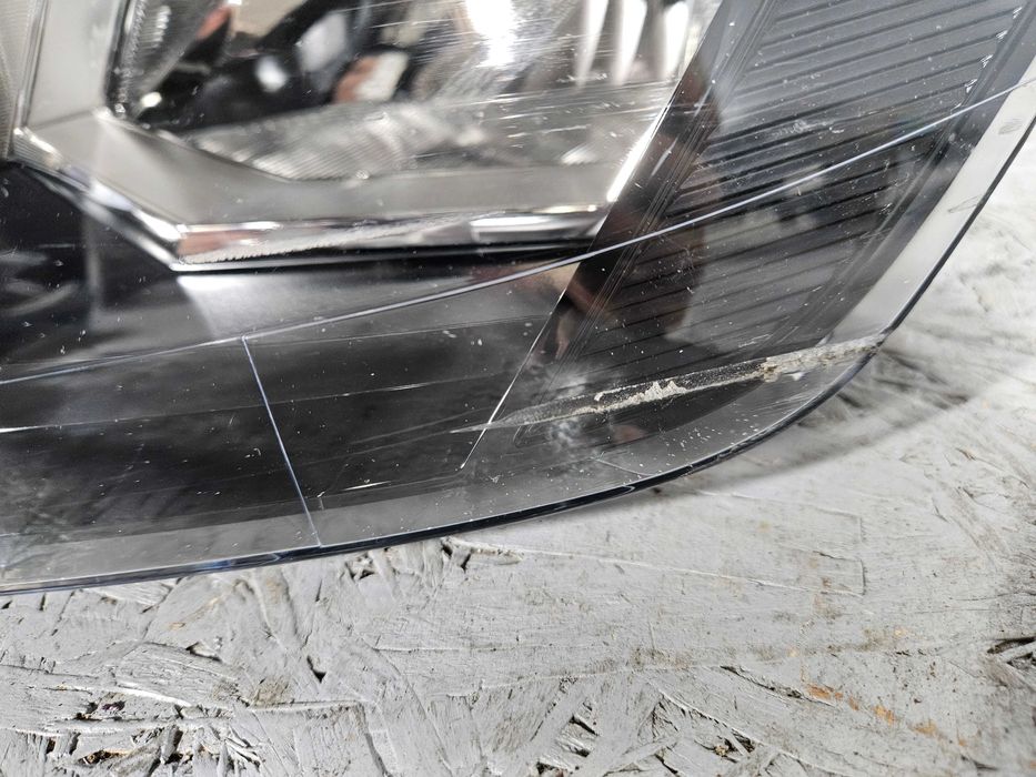 Оригинален Ляв фар VW POLO Фолксваген Поло 2017- 2022