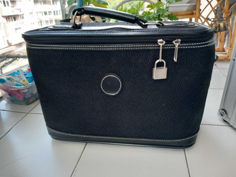 Органайзер за стилисти, гримьори, козметици, маникюристи, преносим.