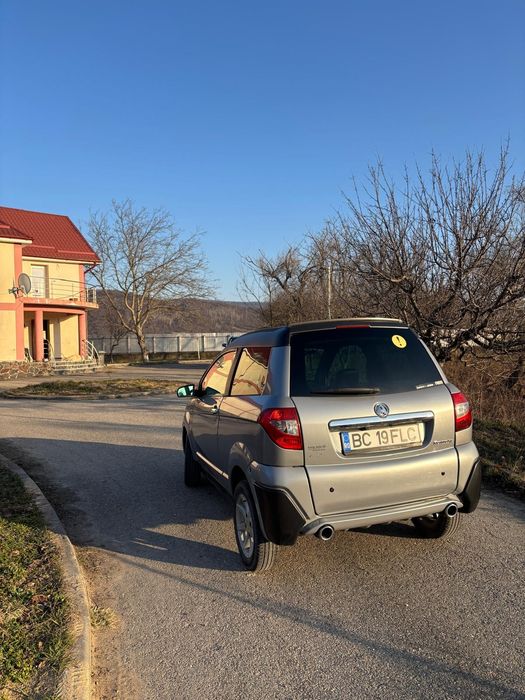 Masina Aixam 4 locuri
