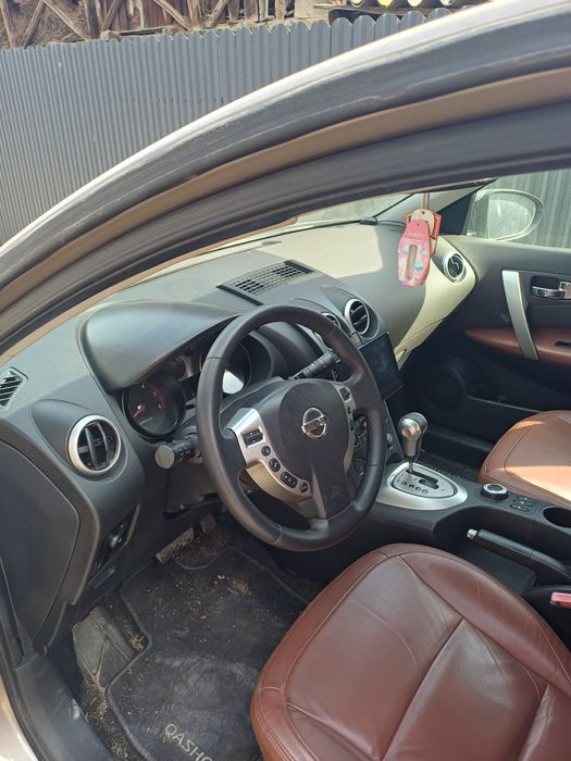 Nissan Qashqai..