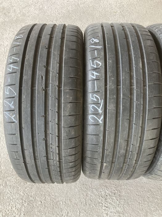 Лятни гуми 225-45-18 Дунлоп