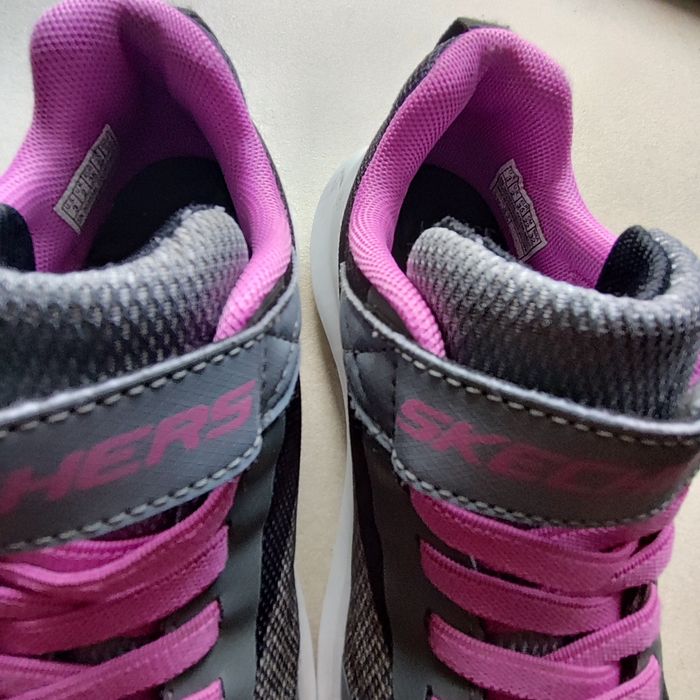 Skechers, mărime 34