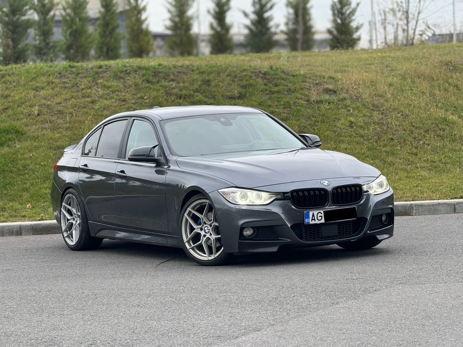 Bmw Seria 3 F30 2013 -M Paket-  / 4 butoane / Harman Kardon / Cam 360