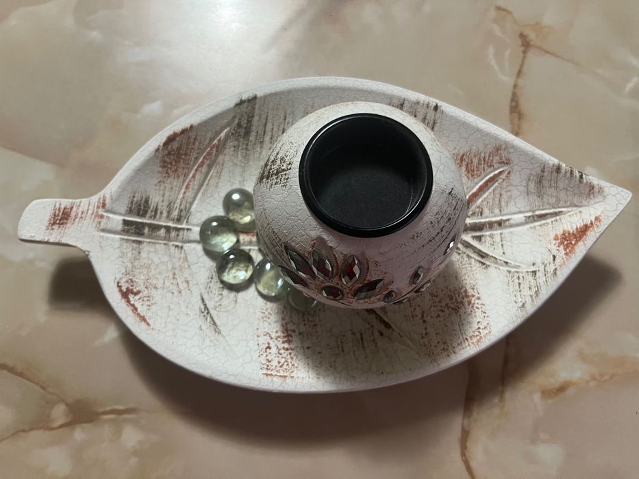 Декоративен свещник