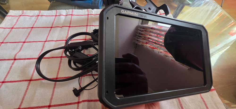 Навигация за камион Garmin Dezl 780 LMT-D най-нови карти за цялаЕвропа