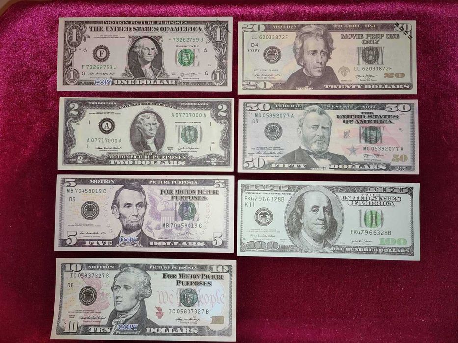 ЛОТ реквизитни сувенирни  Банкноти