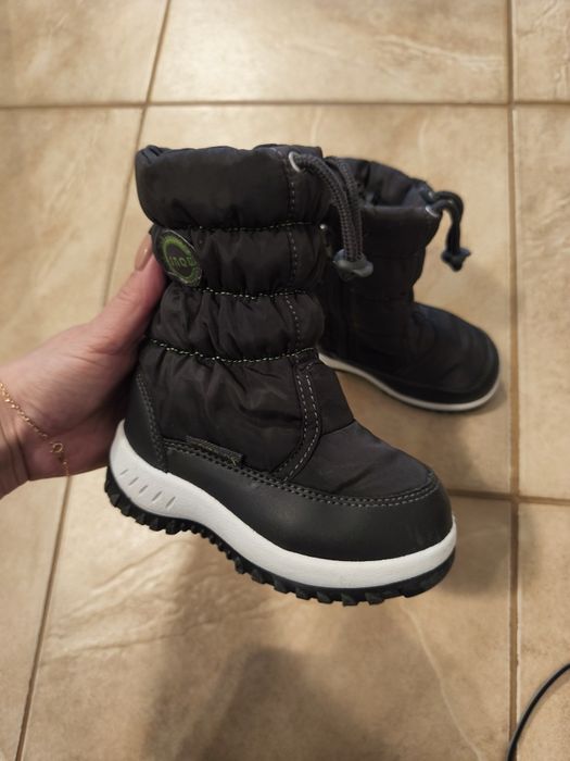 Vând cizme de zăpadă pt copii