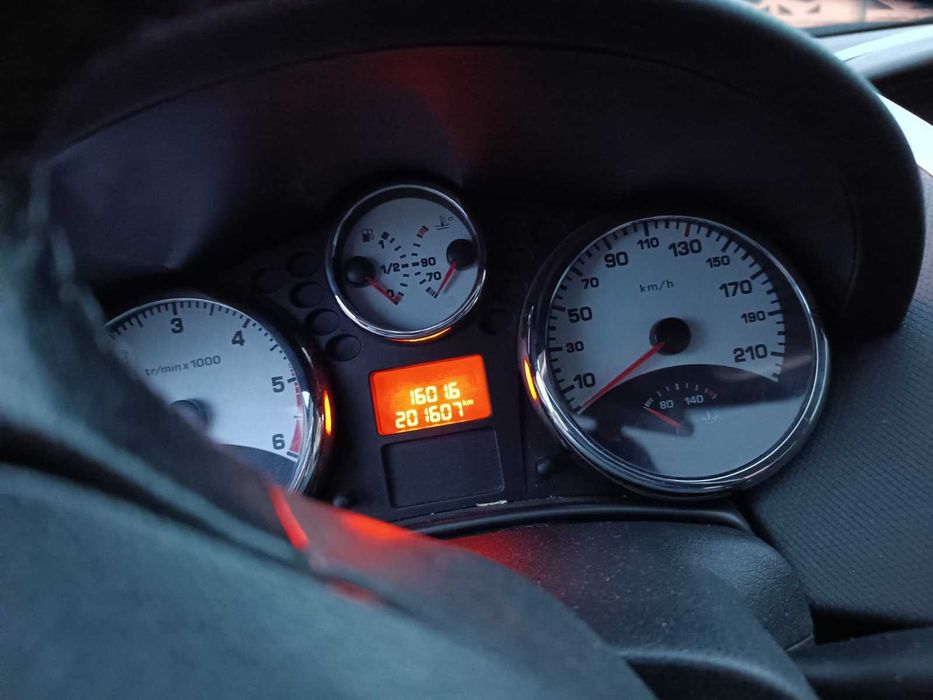 Peugeot 207SW 1.6 hdi/ Пежо 207SW