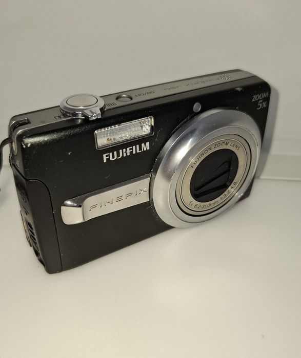 Fujifilm FinePix J50 компактен дигитален фотоапарат