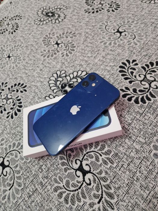 продам iPhone 12 mini в отличном состоянии