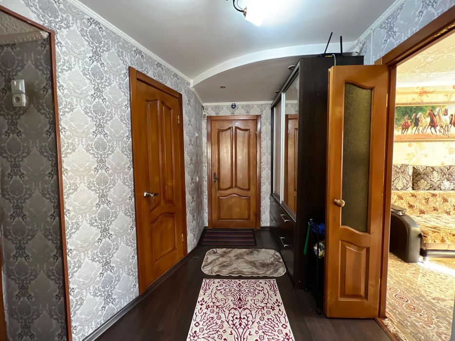 Срочно 4 ком. Кв район Тайги