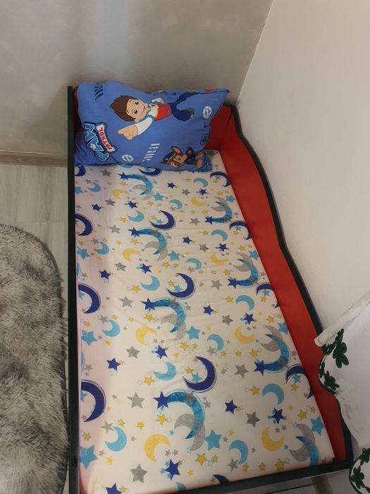 Pătuț pentru copii