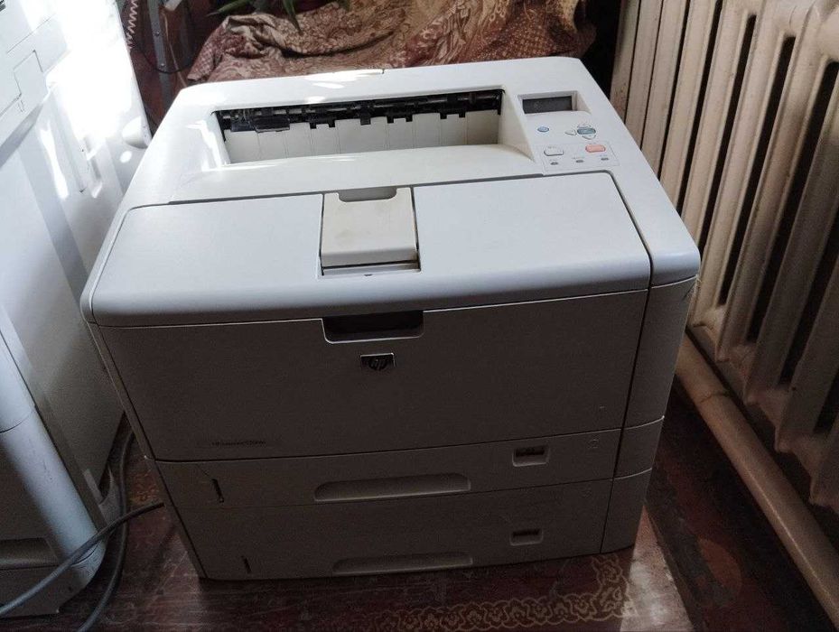 Принтер  hp LaserJet 5200tn  бу формата А3