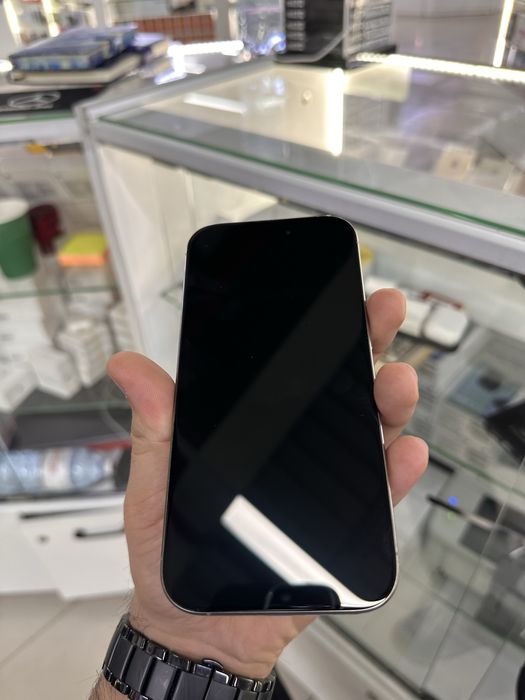 16 pro | 256 Gb and 12 pro max | 256Gb