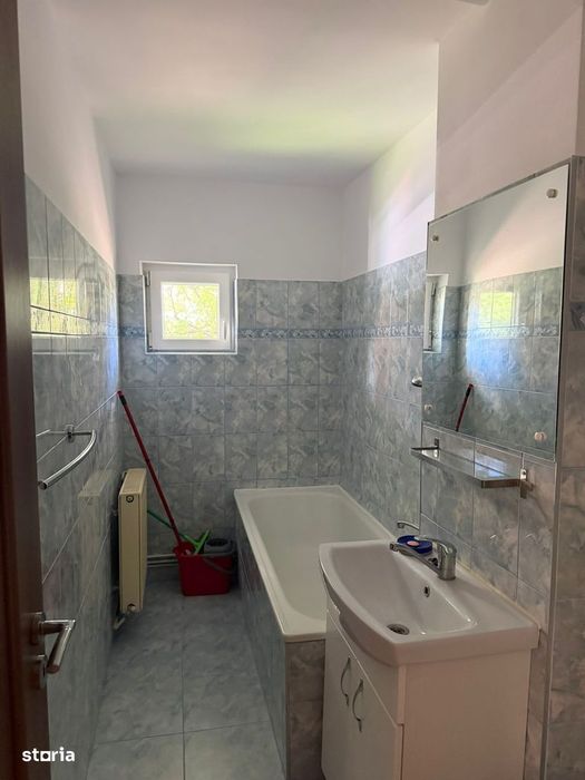 Apartament 3 camere, Judetean, 65 mp