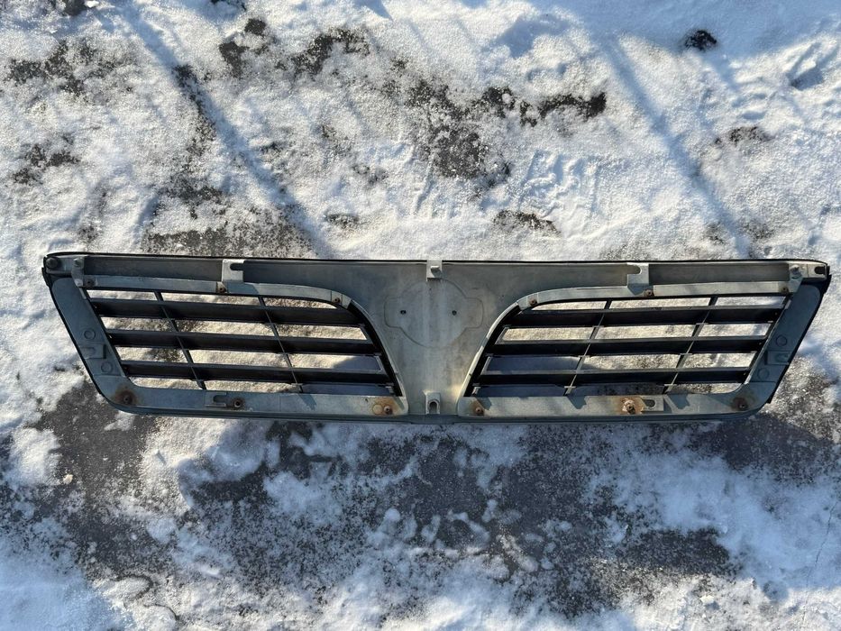 Решетка   Nissan Maxima A32