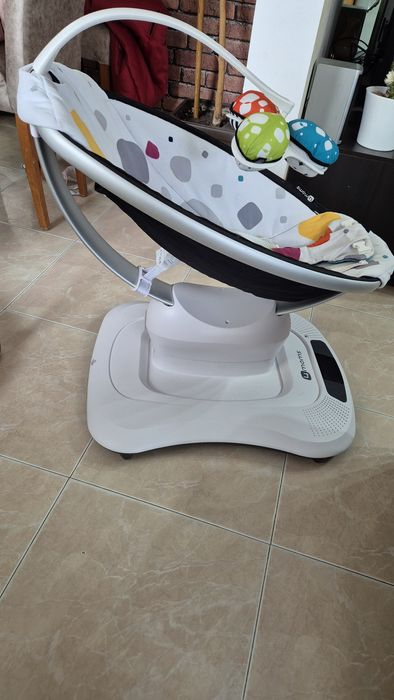 Електрическа люлка 4moms