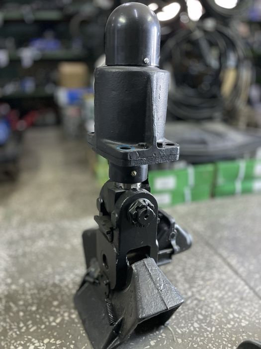 Фаркоп маз евро