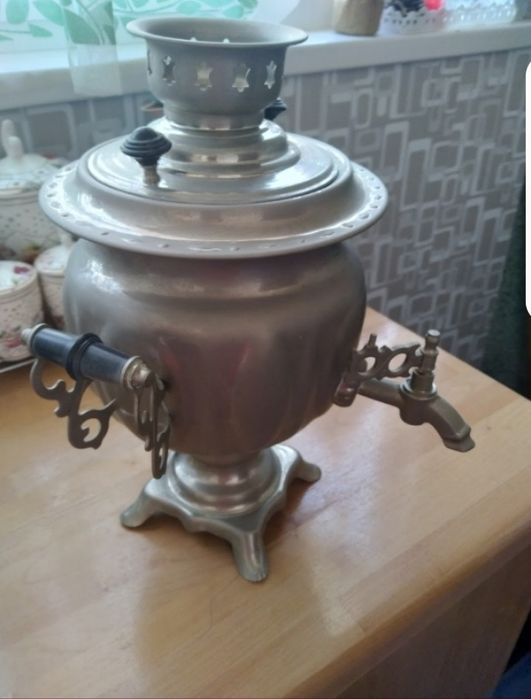 Продаётся самовар электрический